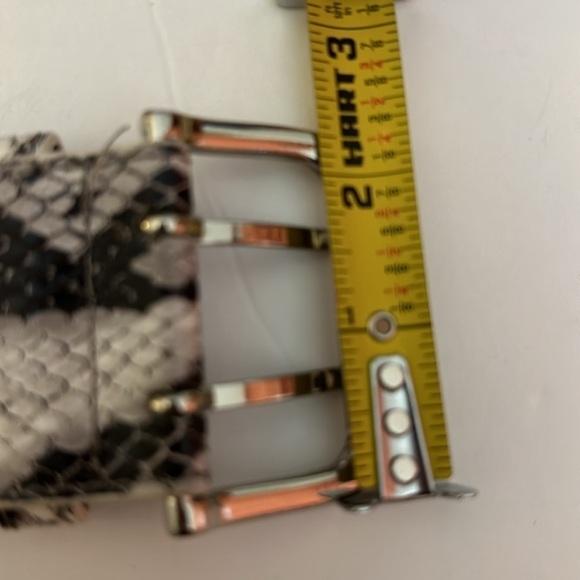 Urban Outfitters Belt Wide Animal Print Double Buckle Adjustable 26-30 Wide - Picture 6 of 11